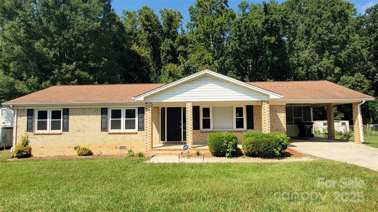 4841 Greenwood Dr., Gastonia, NC 28052