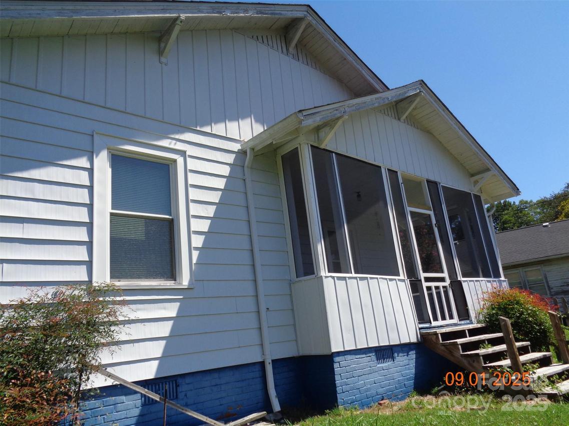 103 Burch St., Granite Falls, NC 28630