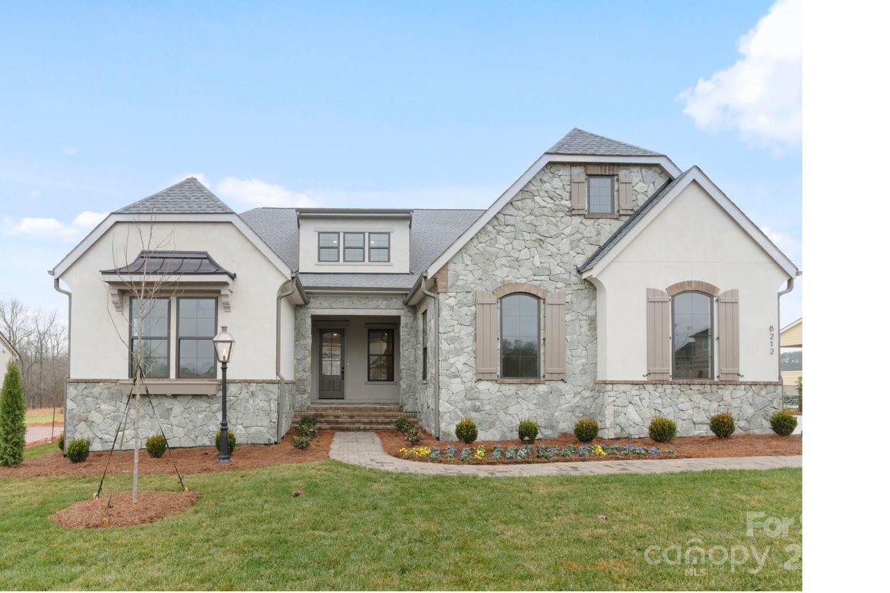 8212 Farm Crossing Ln., Huntersville, NC 28078