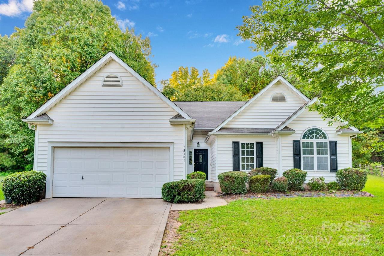 12401 Cumberland Crest Dr., Huntersville, NC 28078