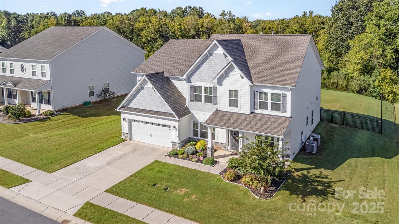 1409 Brooksland Pl., Waxhaw, NC 28173
