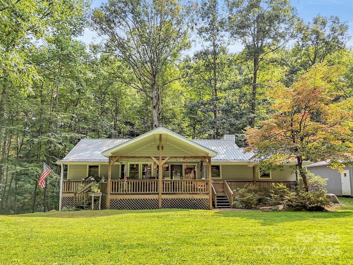 240 Nix Creek Rd., Canton, NC 28716