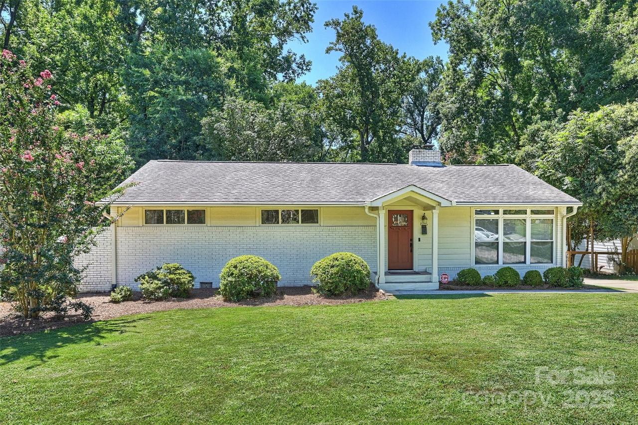 826 Montford Dr., Charlotte, NC 28209