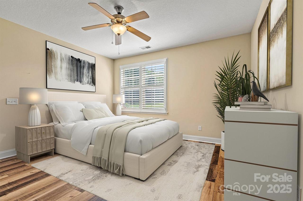 823 Wynnshire Dr. #B, Hickory, NC 28601