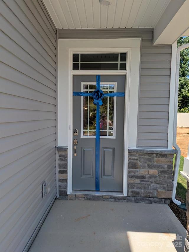 2435 Hedgecliff Rd., Kannapolis, NC 28025