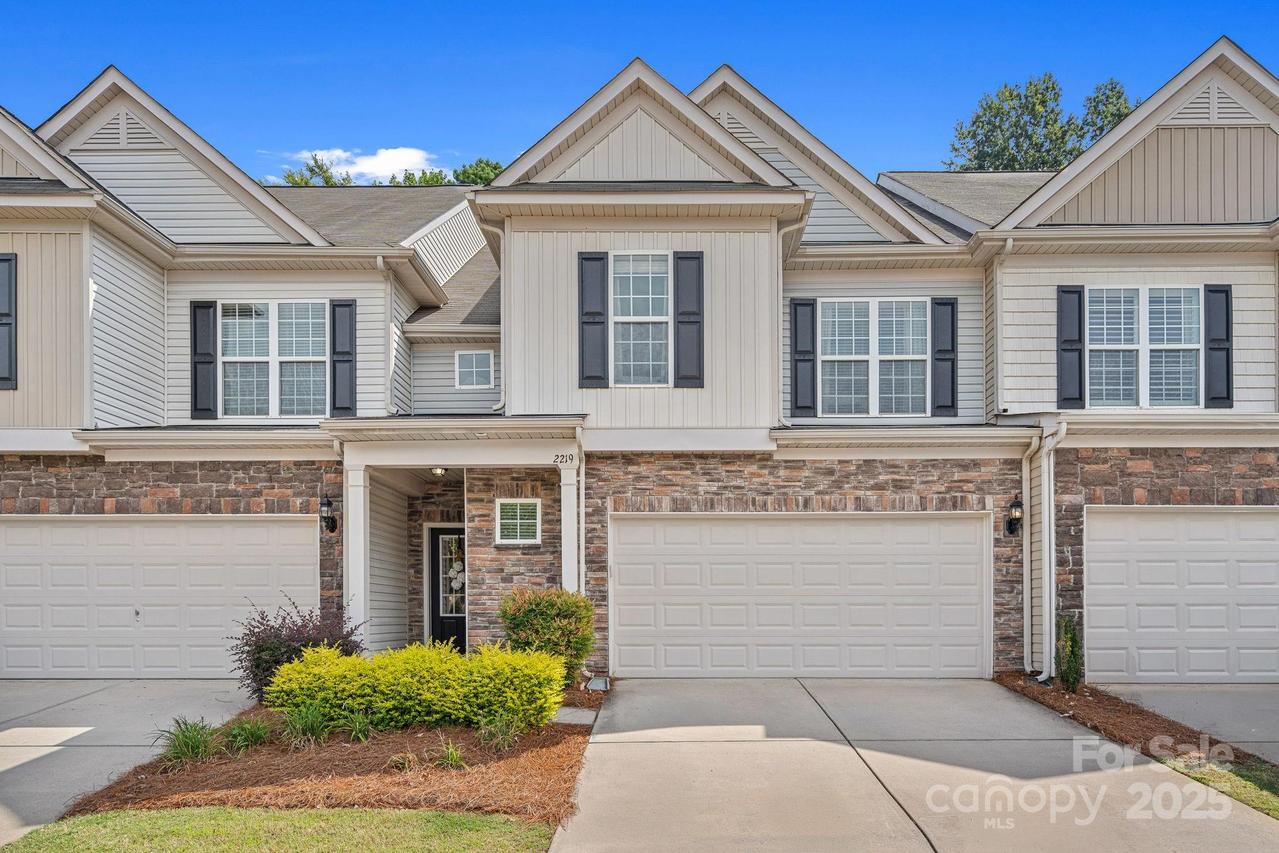 2219 Whitford Ln., Charlotte, NC 28210