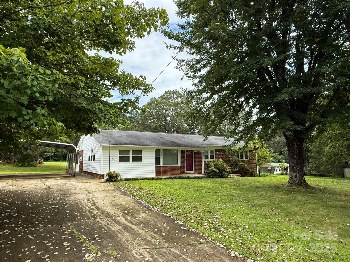 1570 N Catawba Church Ave., Lenoir, NC 28645