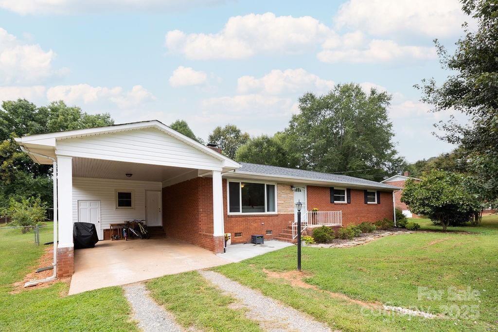 2274 Country Club Rd., Lincolnton, NC 28092