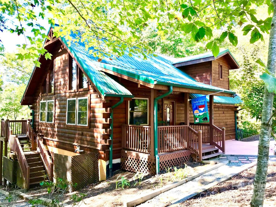 134 Old Crows Dr., Lake Lure, NC 28746
