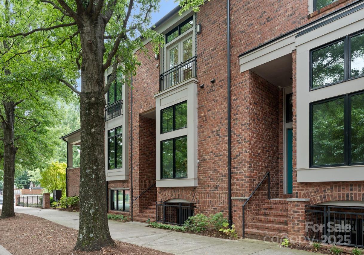 476 E 33rd St., Charlotte, NC 28205