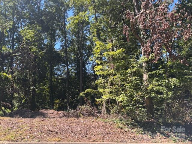 1550 & 1560 9th Street Ln., Hickory, NC 28601