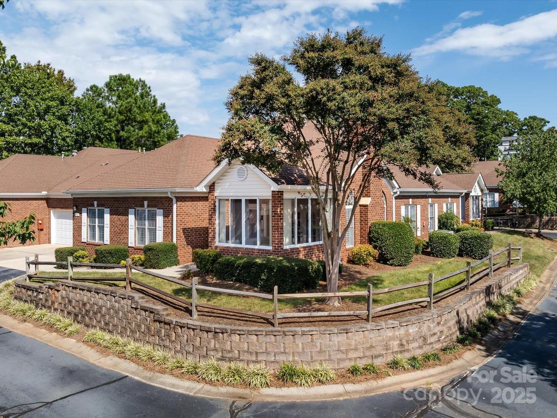 11906 Ludwell Branch Ct., Charlotte, NC 28277