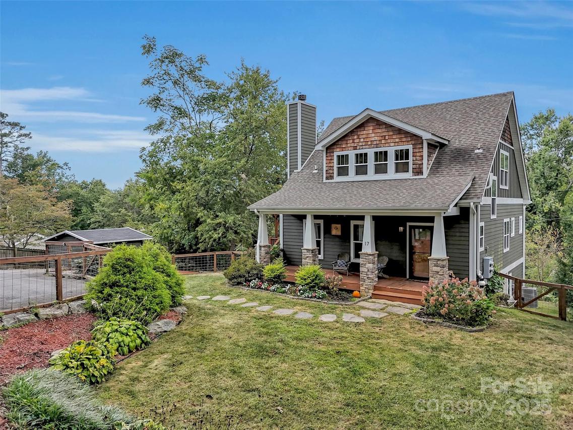 17 Elkmont Ter., Asheville, NC 28804