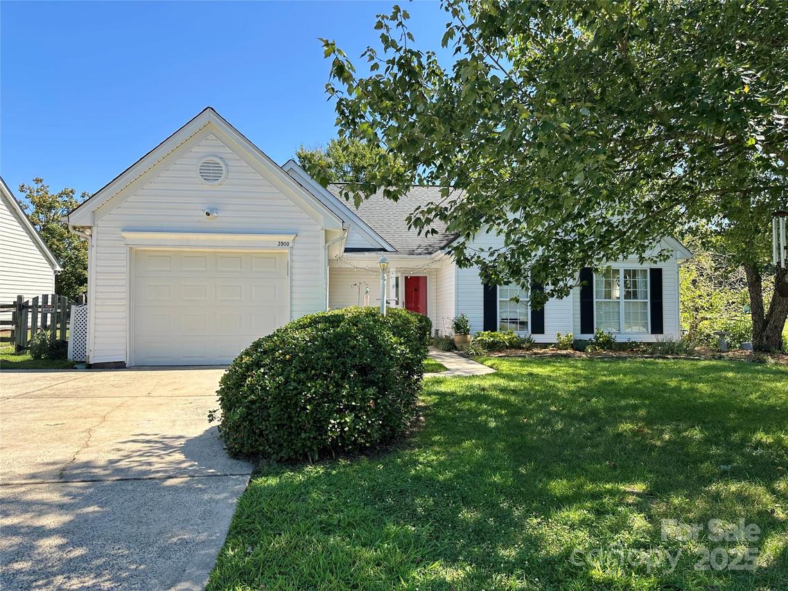 3900 Canterbrook Dr., Charlotte, NC 28269