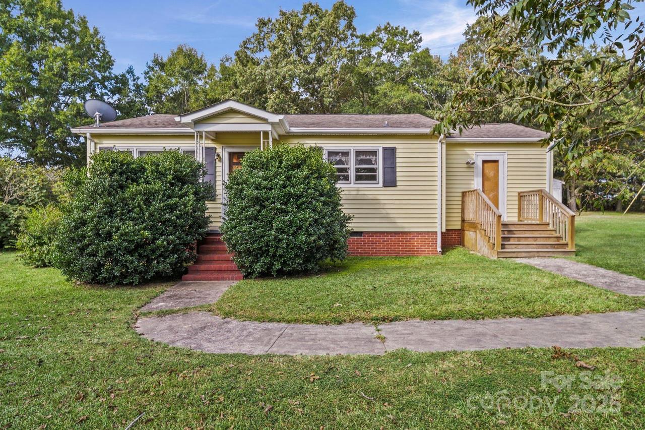 6008 Old Goldmine Rd., Marshville, NC 28103