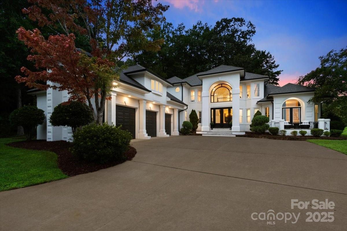 1337 Whispering Oaks Cir., Matthews, NC 28104