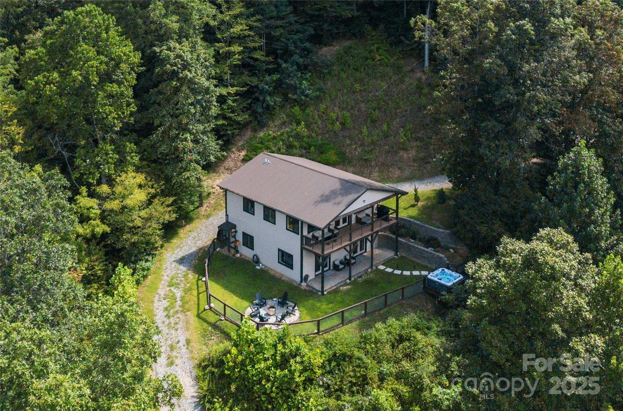 75 N Coyote Springs Farm Rd. #6-A, Leicester, NC 28748