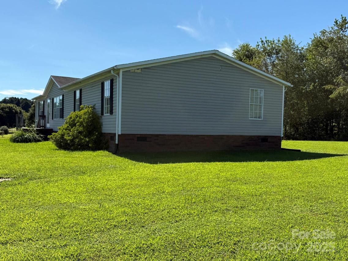 146 Cartwright Rd., Harmony, NC 28634