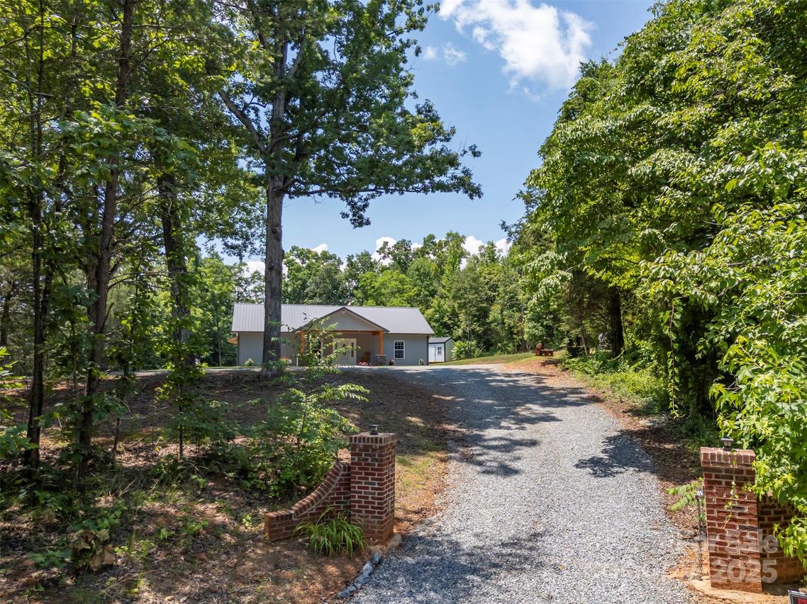 107 Grandview Dr., Rutherfordton, NC 28139