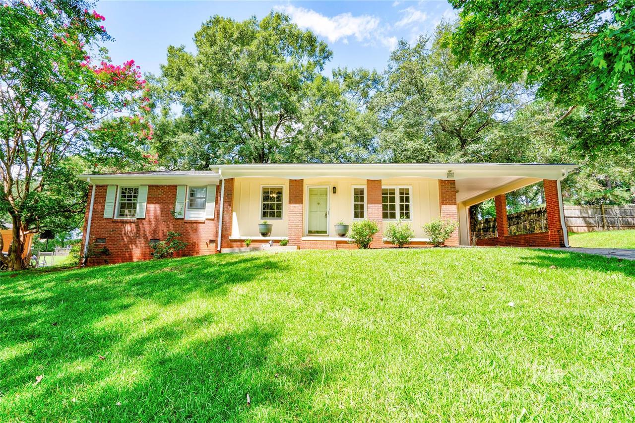 2924 Poplar Cir., Shelby, NC 28152