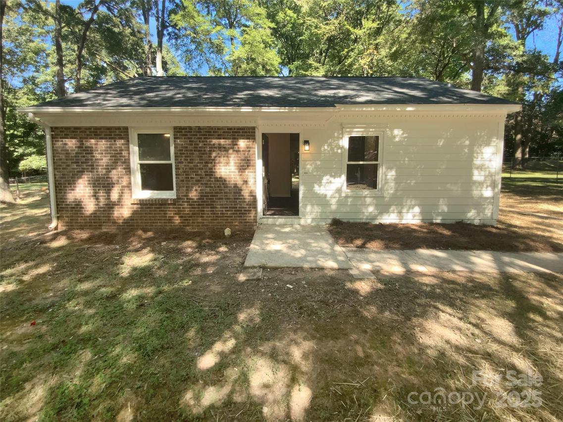 5312 Great Wagon Rd., Charlotte, NC 28215