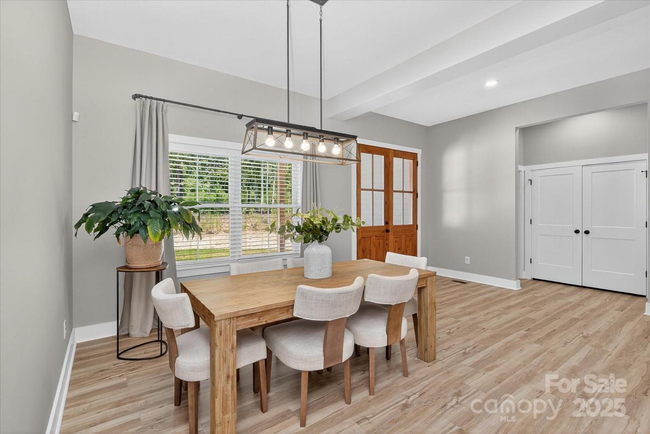 997 S Skyland Dr., Mount Pleasant, NC 28124