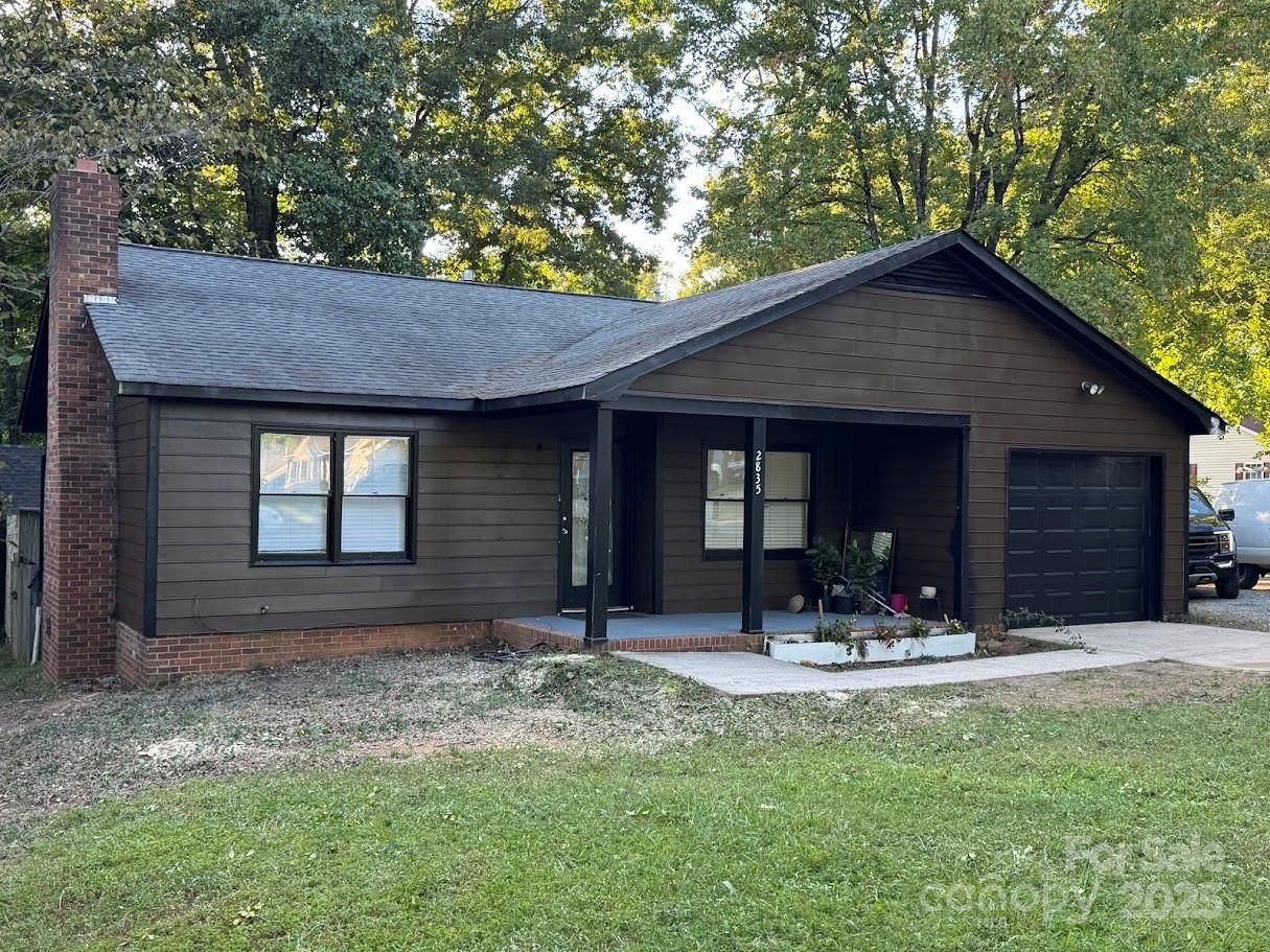 2835 Royal Ridge Ln., Charlotte, NC 28212