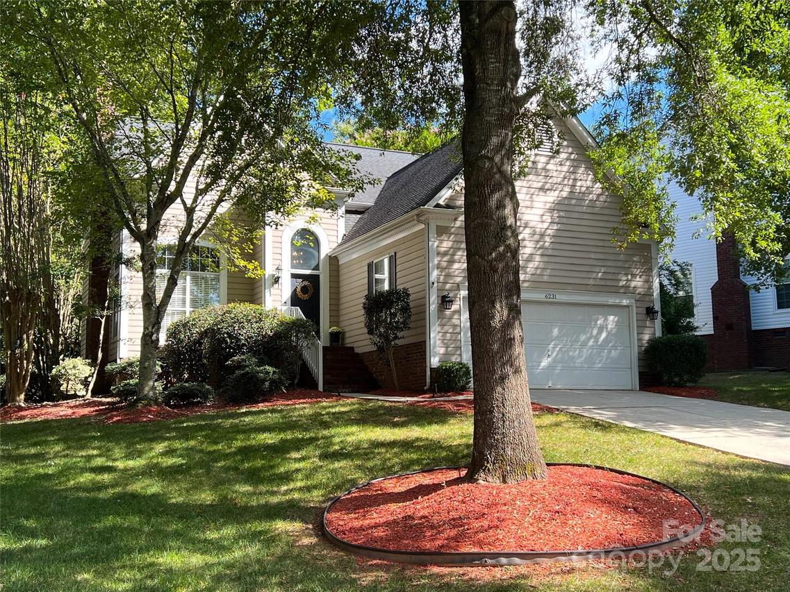 6231 Oxwynn Ln., Charlotte, NC 28270