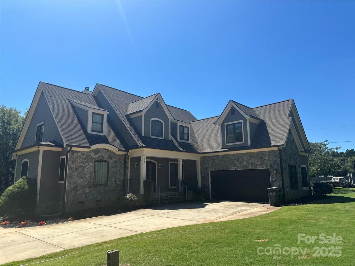 1132 Mt Holly Huntersville Rd., Charlotte, NC 28214