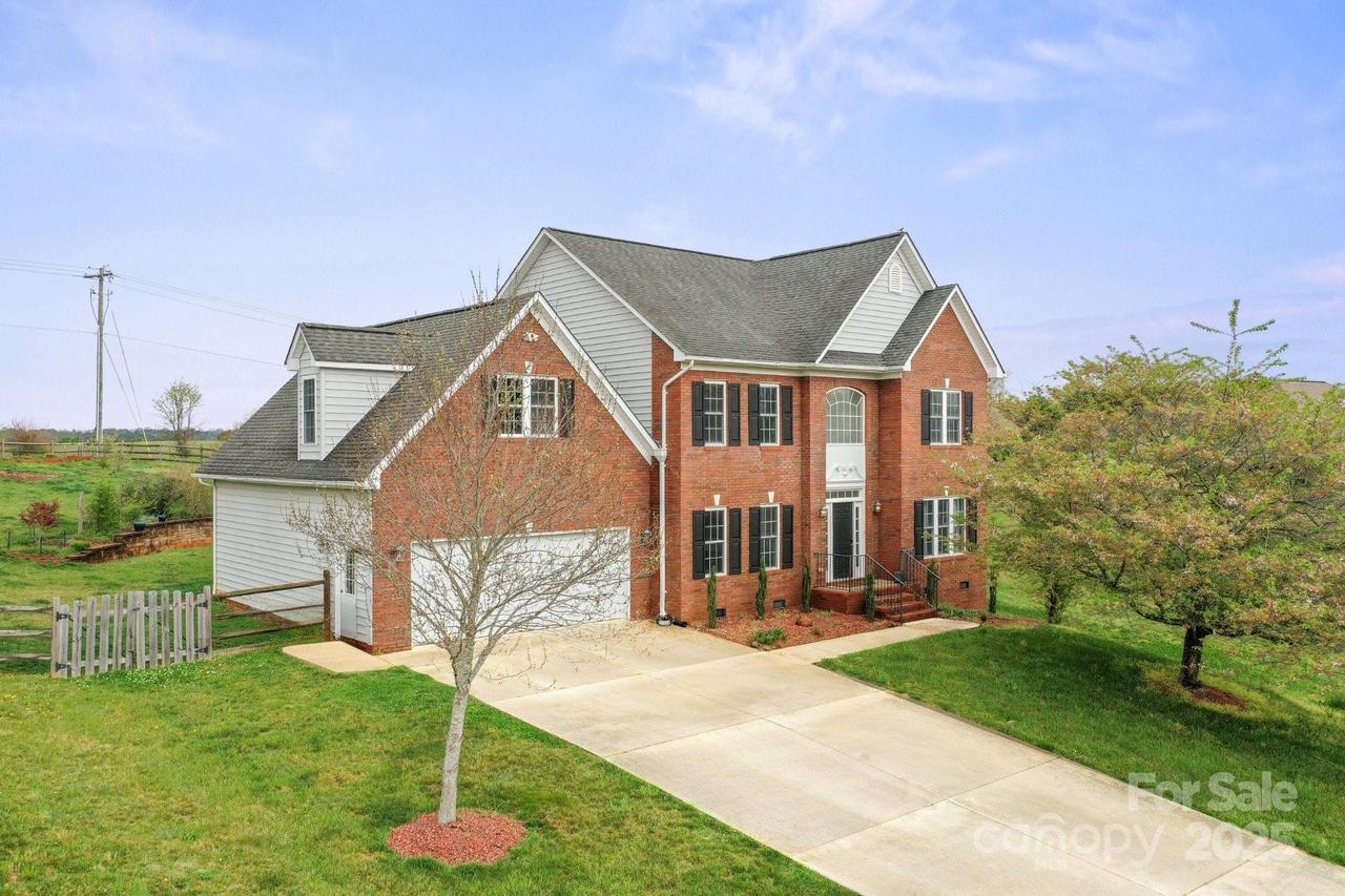 1919 46th Avenue Dr. #46, Hickory, NC 28601