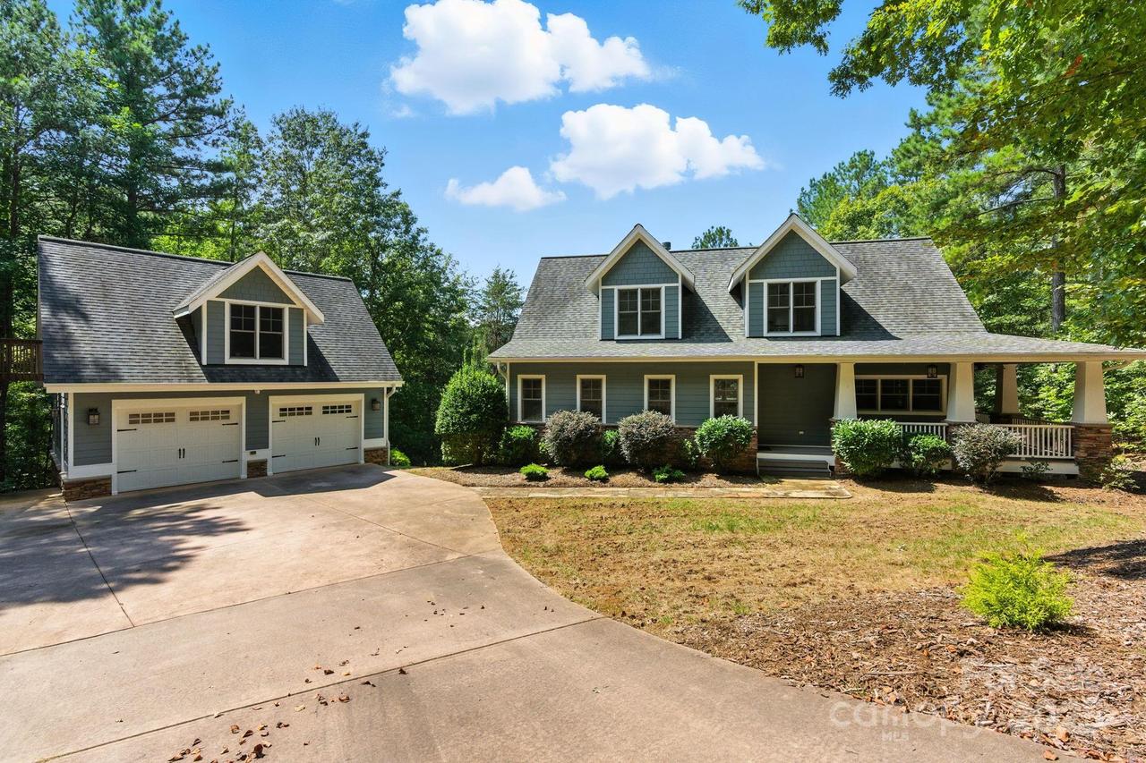 1461 Sunset Point Dr., Connelly Springs, NC 28612