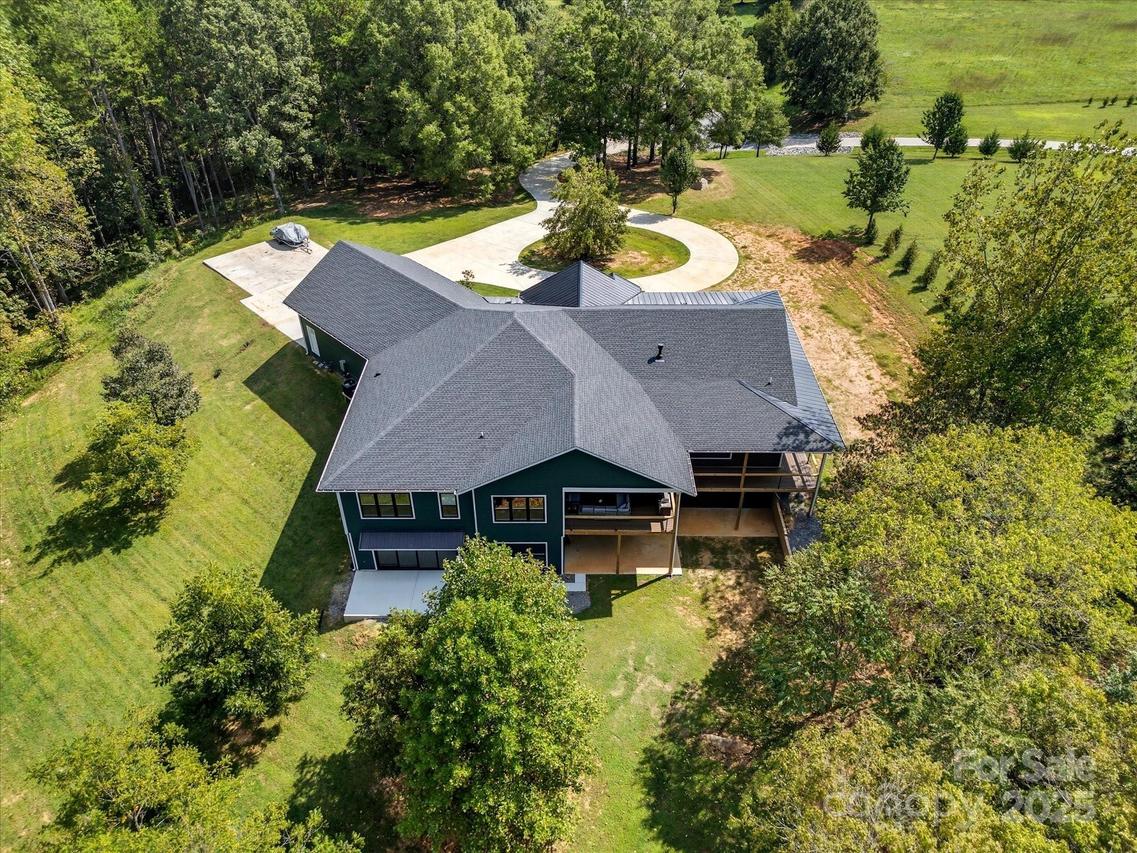 1070 Saddle Back Ln., Mooresville, NC 28115