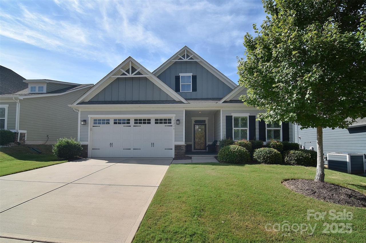 5219 Larewood Dr., Charlotte, NC 28215