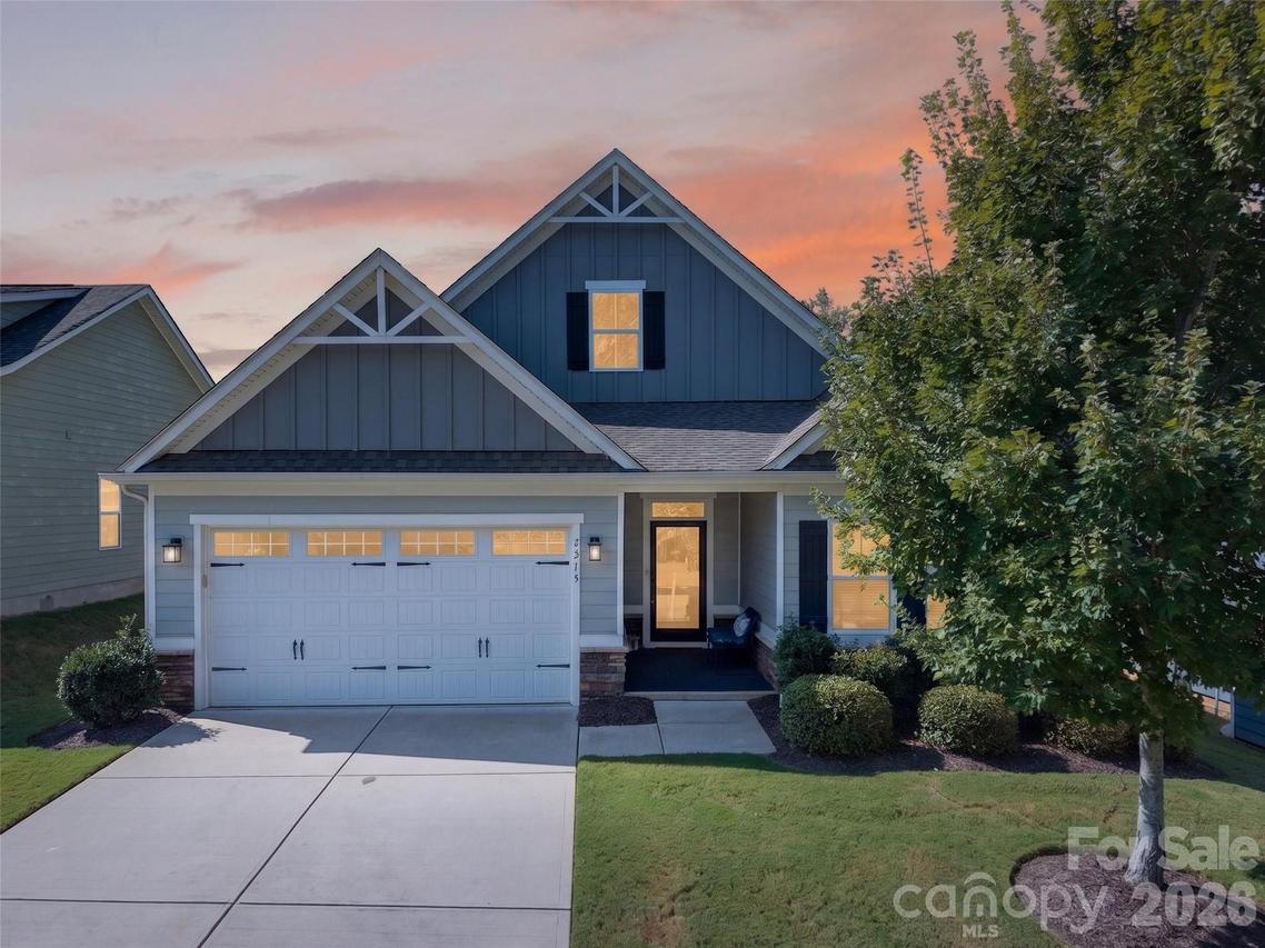 5219 Larewood Dr., Charlotte, NC 28215