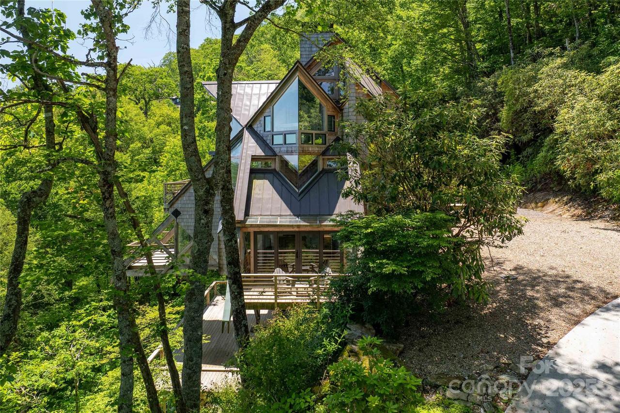 220 Worley Rd. #8, Highlands, NC 28741