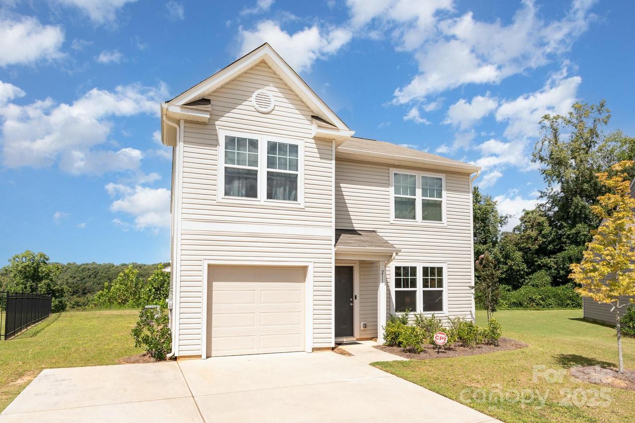 211 Clove Hitch Dr., Statesville, NC 28677