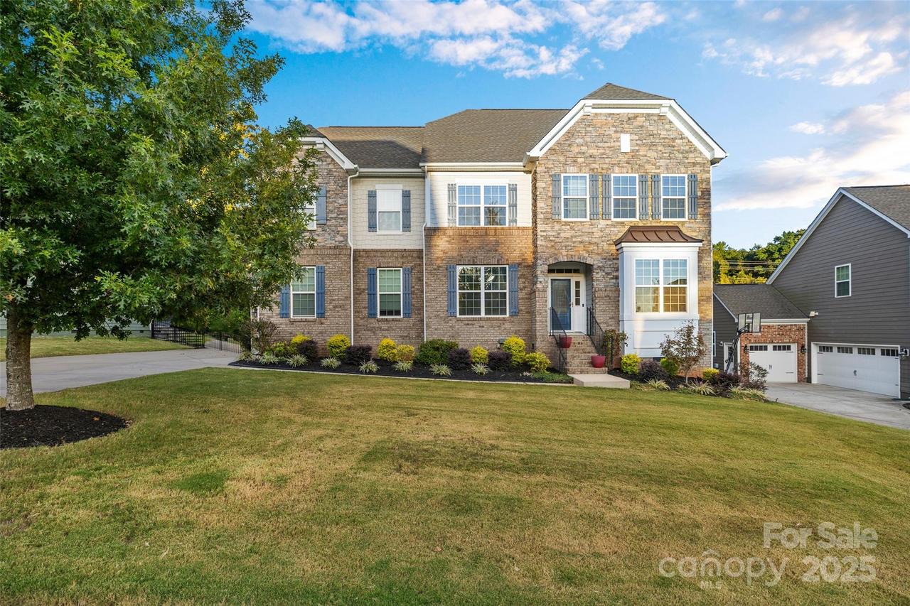 16001 Arabian Mews Ln., Charlotte, NC 28278