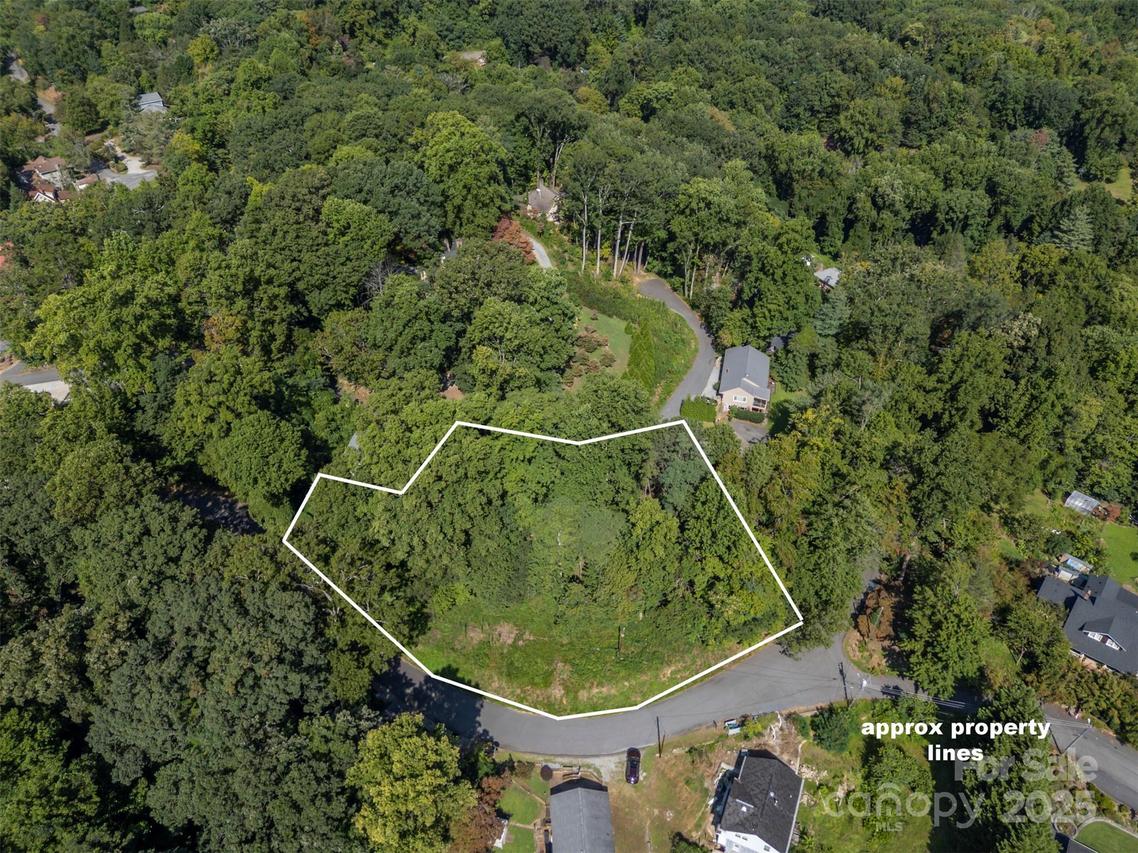 00 Hillside Ct., Tryon, NC 28782