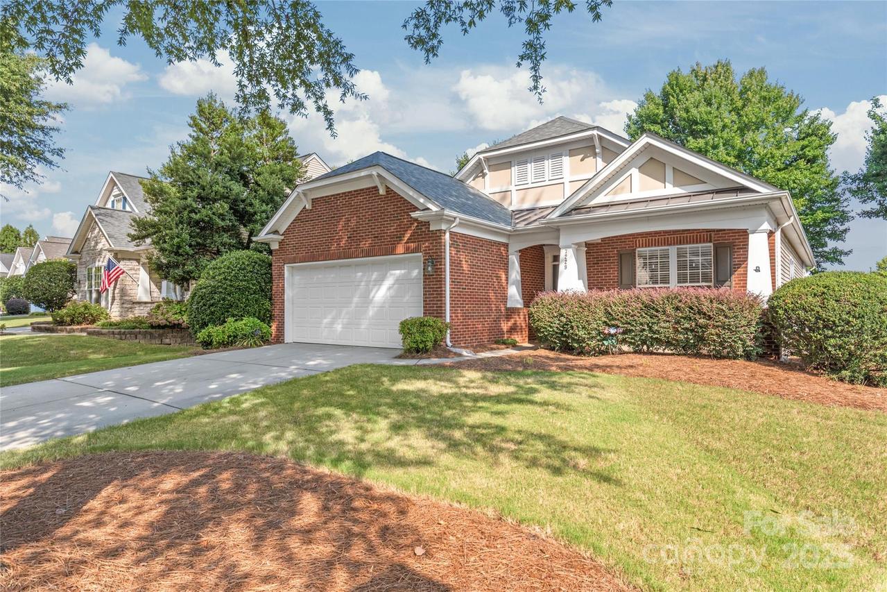 7229 Corduroy Ct., Matthews, NC 28105