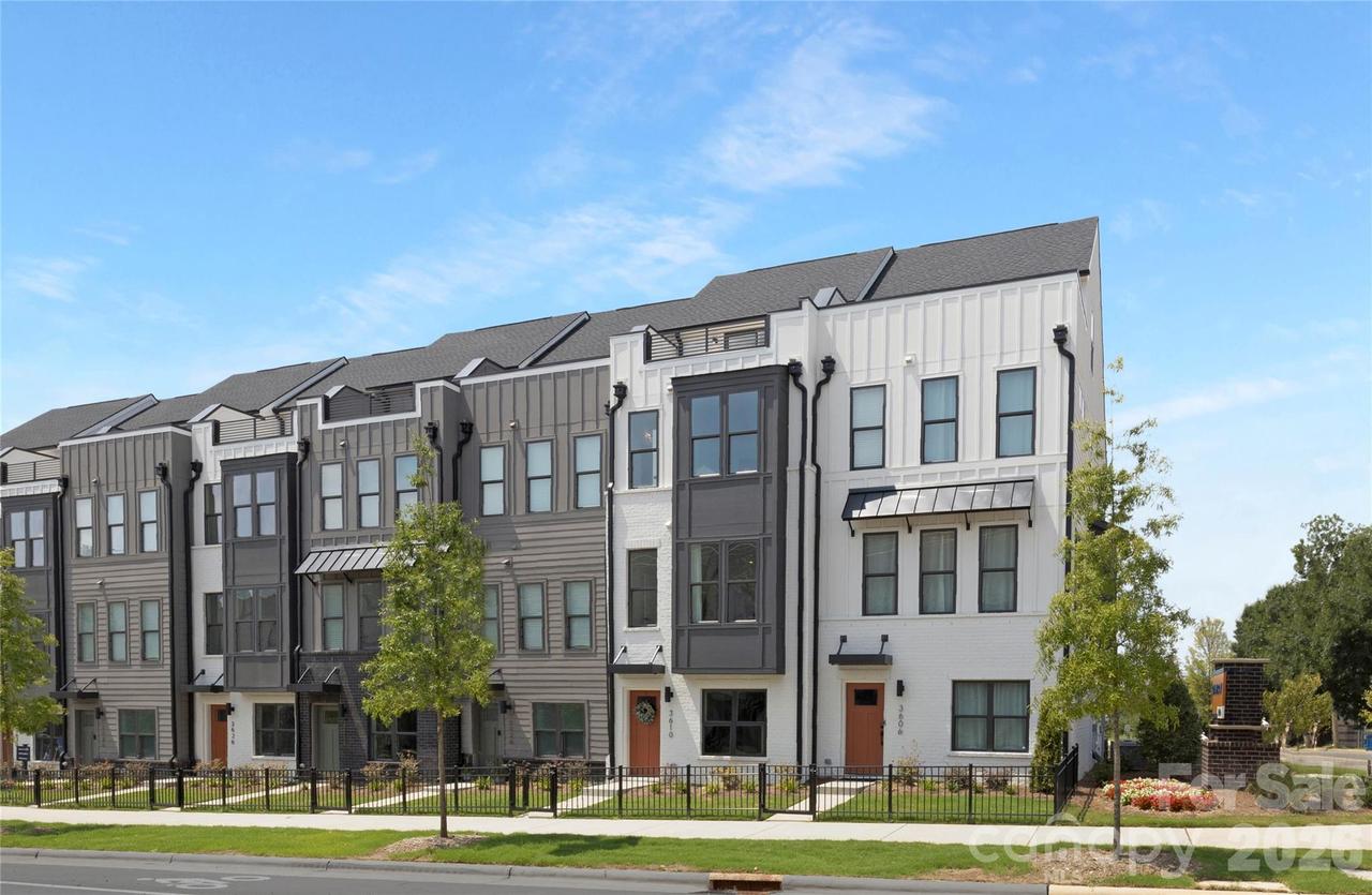 3664 S Tryon St. #30, Charlotte, NC 28217