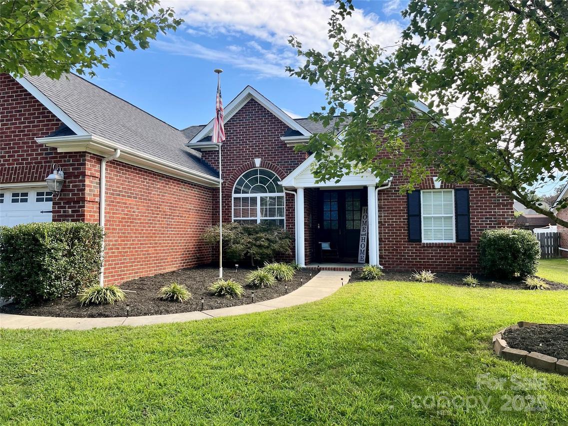 12639 Hill Pine Rd., Midland, NC 28107