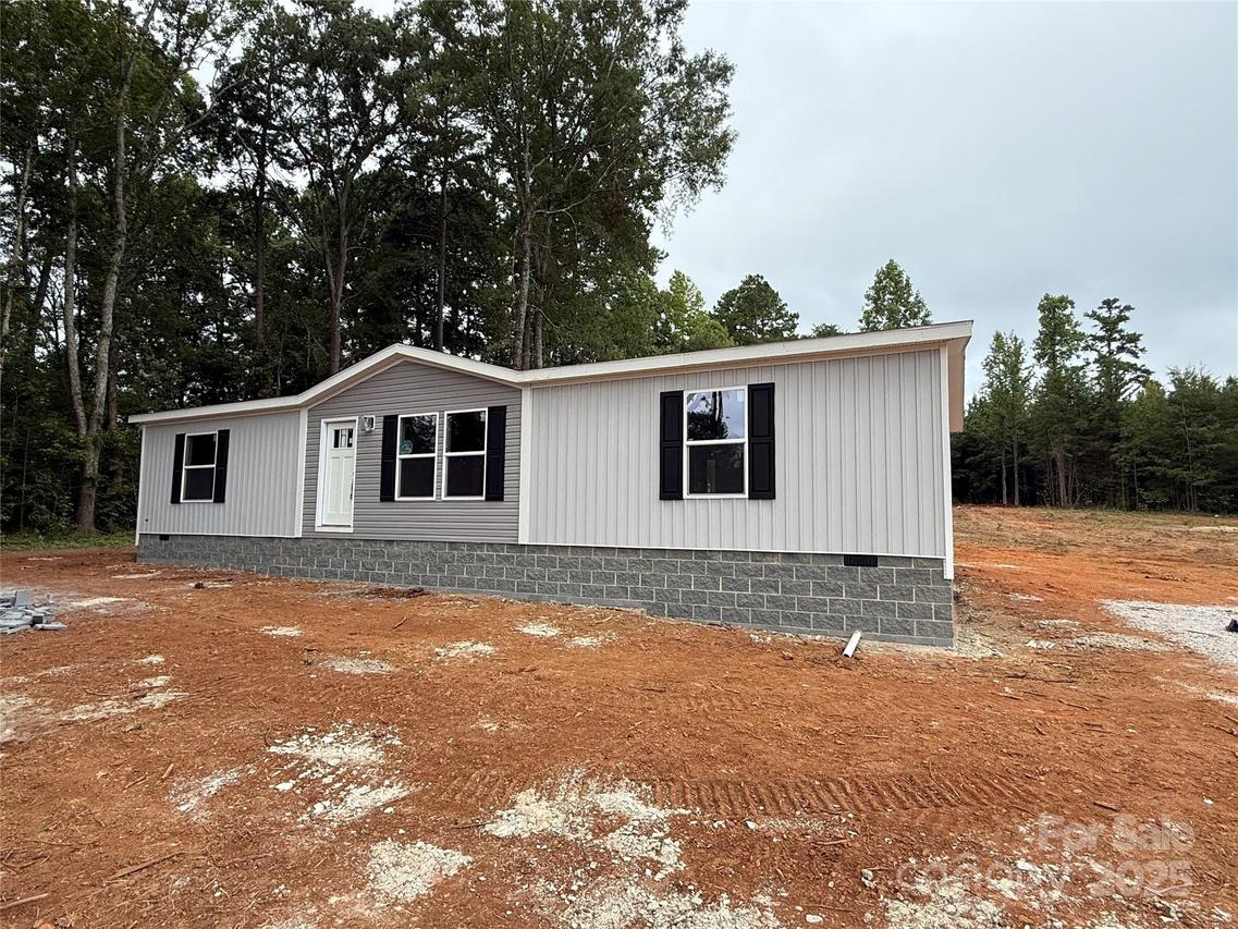 316 Middle Brook Dr., Rockwell, NC 28138