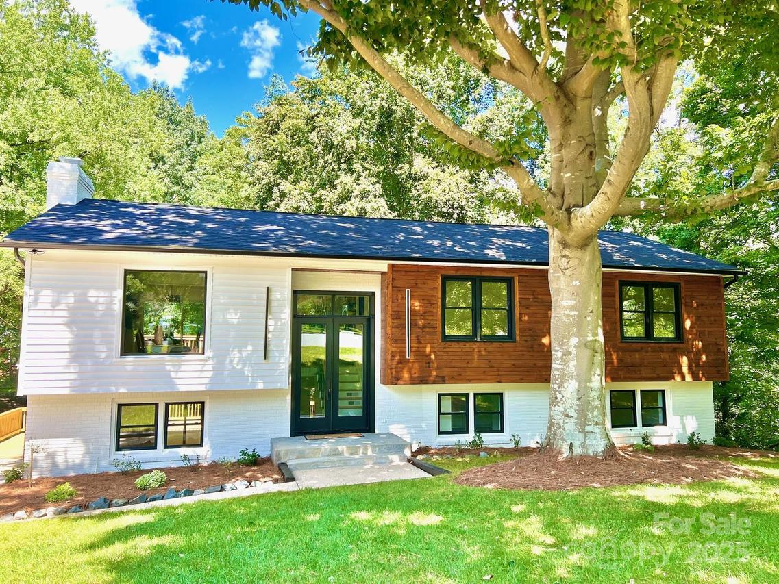 200 Kimrod Ln., Charlotte, NC 28270