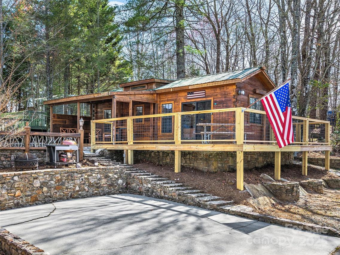 30 Boulder Dr. #1, Lake Toxaway, NC 28747
