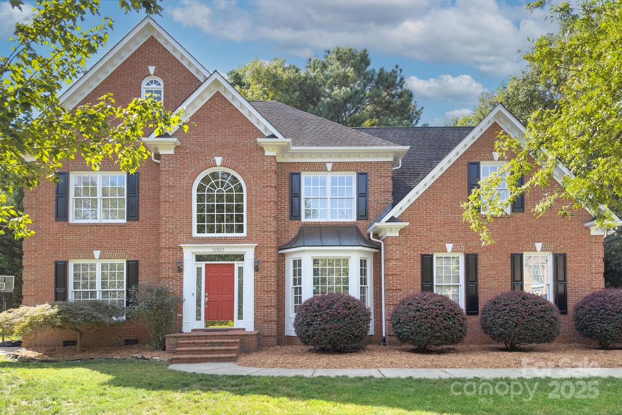 12825 Darby Chase Dr., Charlotte, NC 28277
