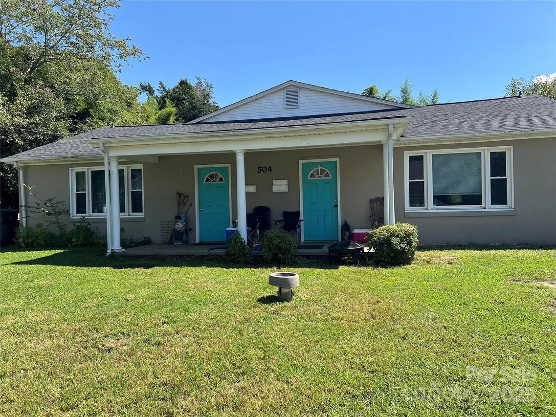 504 E 1st St., Cherryville, NC 28021