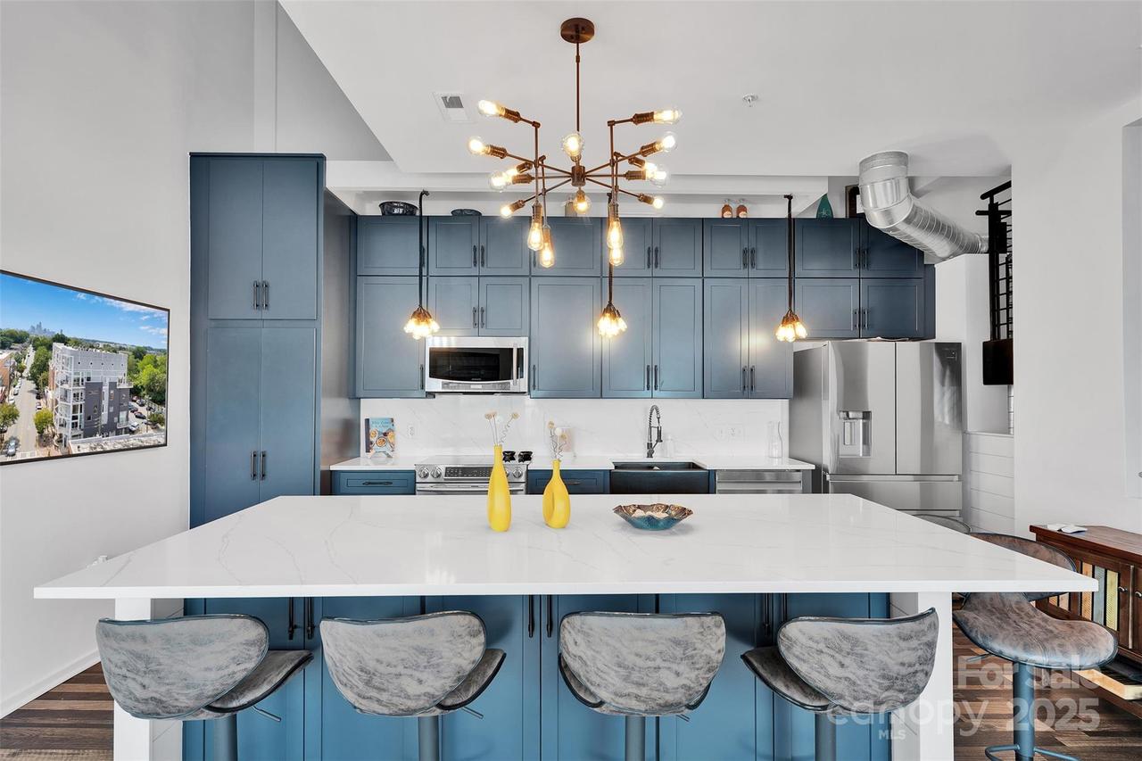 3123 N Davidson St. #301, Charlotte, NC 28205