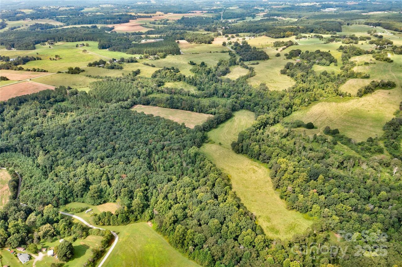000 Casar Belwood Rd., Lawndale, NC 28090