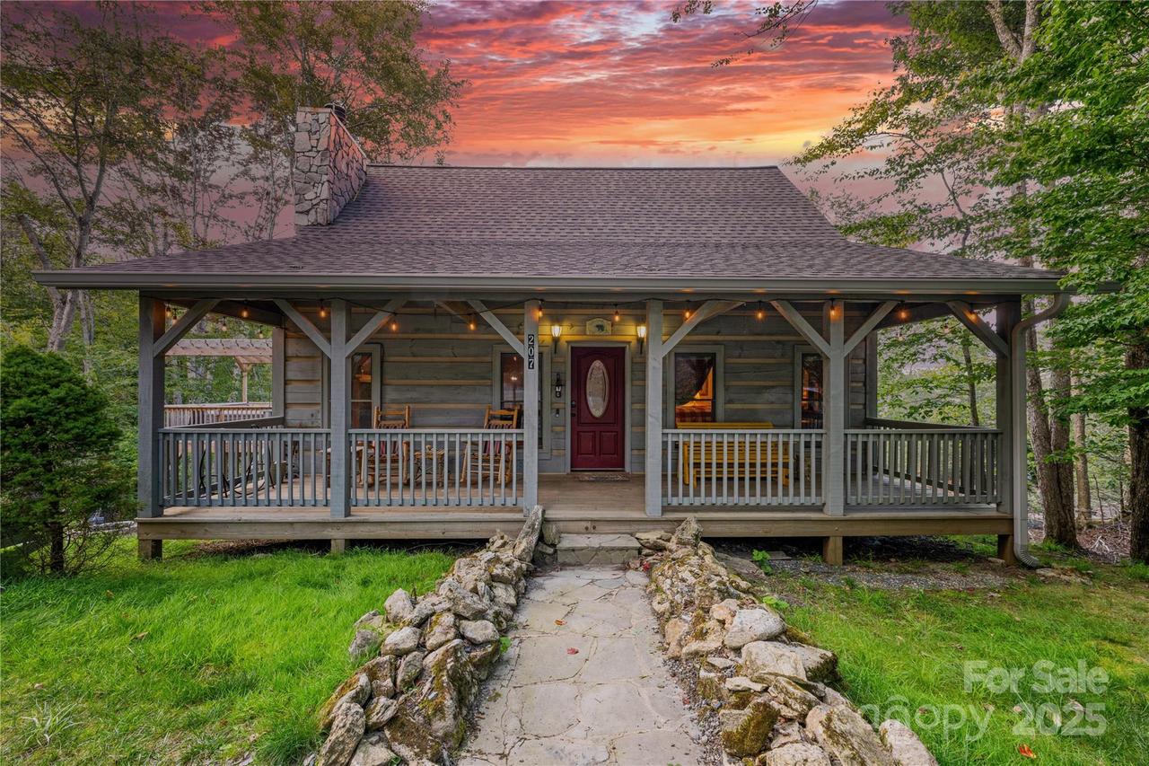 207 Lake Rd., Beech Mountain, NC 28604