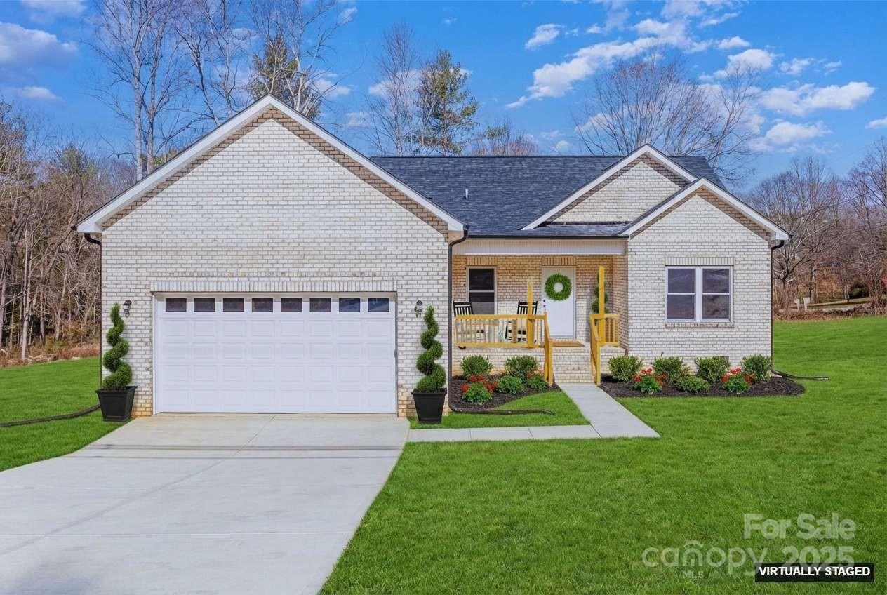 2385 Kool Park Rd., Hickory, NC 28601